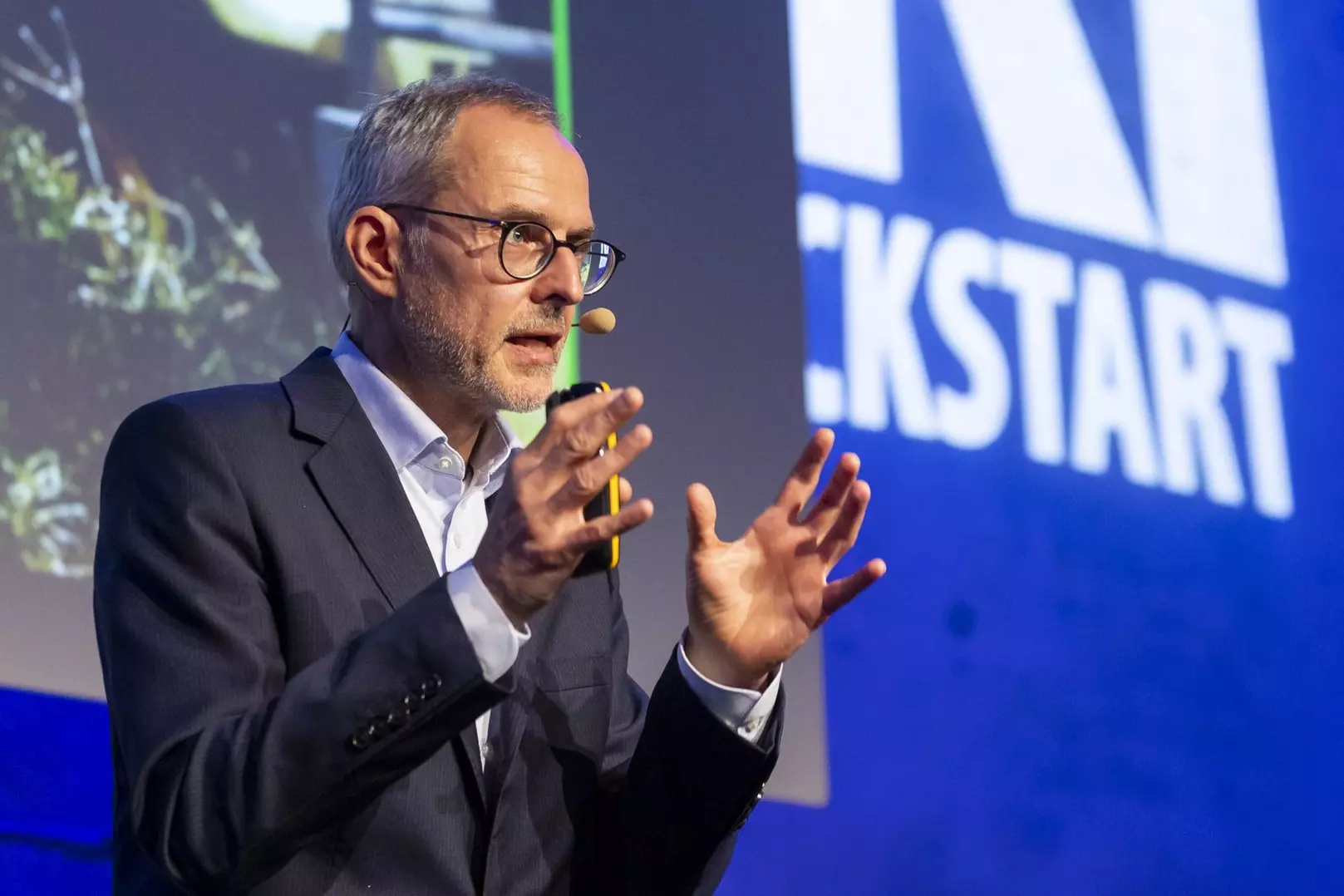 KIckstart Microsoft