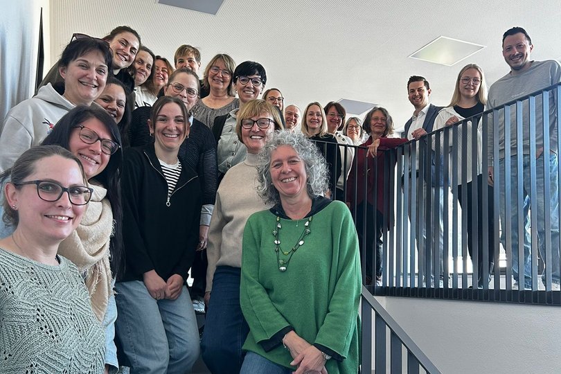 Die Gruppe freut sich auf die erste Seminareinheit Die Gruppe freut sich auf die erste Seminareinheit
